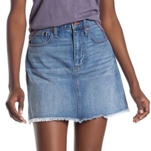 Madewell Mccaren Denim Mini Skirt in McCullers Wash Blue Raw Hem Cotton Size 29